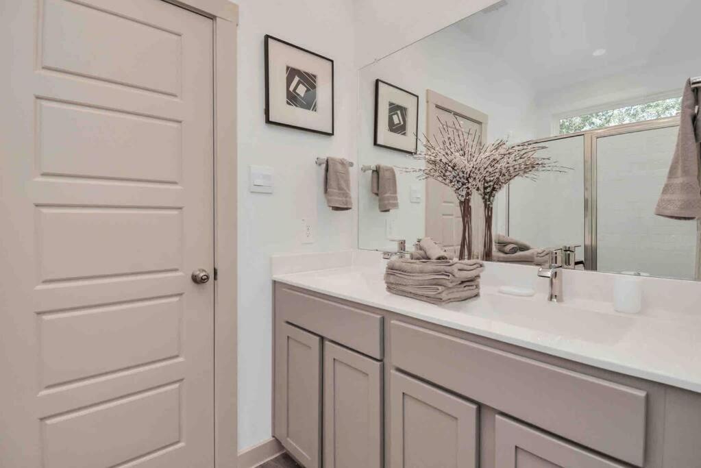 4Bedroom Escape - Near Med Center With Backyard Houston Dış mekan fotoğraf
